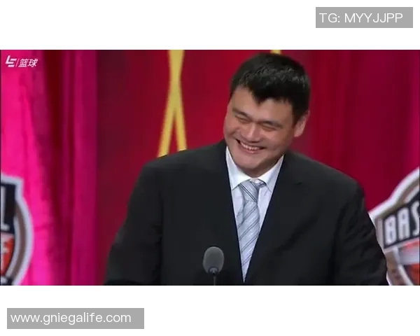 姚明机智应对挑战的视频瞬间展现他的幽默与智慧让人捧腹大笑