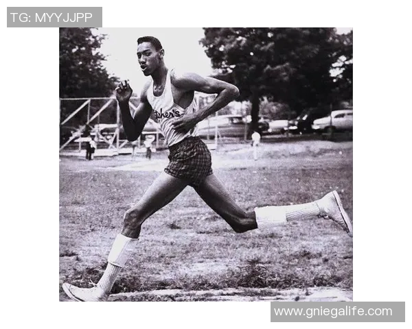 美国篮球传奇张伯伦的年龄与辉煌生涯回顾