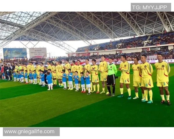 香港足球明星队进场音乐的魅力与激情展现足球文化的独特风采